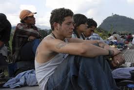 Seeking the promise of america, a beautiful young honduran woman, sayra, joins her father and uncle on an odysse. Sin Nombre Movies Ala Mark
