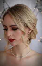 Beautifully stunning headshots of Amanda Pedroza