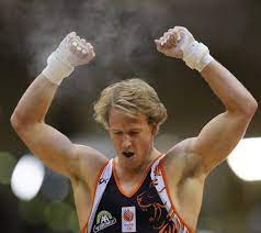 He has also won three world championships titles on the high bar, at the 2013, 2014, and 2018 world championships, the first man to achieve the feat on the apparatus. New Dad Epke Zonderland Takes Third World High Bar Title Dutchnews Nl