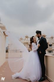 A Beautiful Wedding In Jaipur With The Couple In Gorgeous Wedding Outfits In 2020 Church Wedding Photography Wedding Outfit Christian Bride
