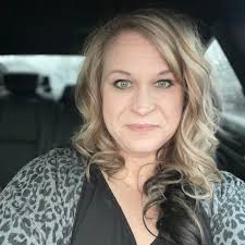 Should I rinse or treat driftwood before using it for my bearded dragon?