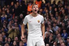 Kariyer sayfasında edin džeko isimli futbolcunun sezon bazında takımının yer almış olduğu turnuvalardaki maç, gol, asist, sarı kart, kırmızı kart, oyuna girme, oyundan alınma. As Rom Roma Kapitan Edin Dzeko Wutet Nach Europa League Aus