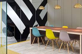 Die Schonste Form Die Passendste Funktion Buromobel Und Objekteinrichtung Mit Office Furniture Design Office Interior Design Cheap Office Furniture