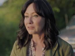 Find the perfect shannen doherty stock photos and editorial news pictures from getty images. Shannen Doherty Planning Goodbyes With Stage 4 Cancer
