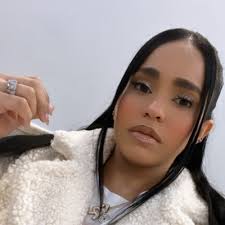 sasha jimenez ovando (@sashaova00)