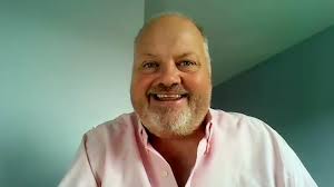 I'm a lottery expert & I have some VERY surprising advice for whoever wins  the £191million Euromillions jackpot tonight