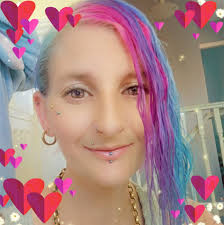 Hi all looking for Christmas Eve boxes suitable for a one year old? 🎄🎁❤️  Also looking for a Christmas keepsake for bumps Christmas too 🤰🏻🩷