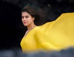 The former was an action film directed by rakesh roshan and based on the concept of reincarnation, and it offered her the supporting part of sonia saxena singh, khan's love interest. Dilwale Photos Hd Images Pictures Stills First Look Posters Of Dilwale Movie Filmibeat