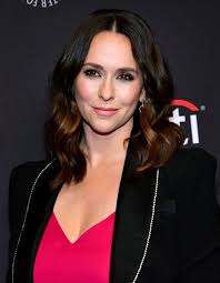 Jennifer Love Hewitt Fans