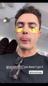 John frost 🫢 and ripley They being kinda cute ✨❤️ 🤳🏼: darrenbarnet  #onechicago #fyp #chicagomed #johnfrost #darrenbarnet #mitchripley  #lukemitchell #foryoy #adorable