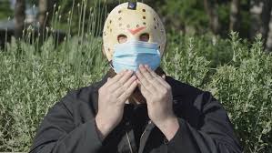 Jetzt neu oder gebraucht kaufen. Killer From Friday The 13th Promotes Face Masks In Ad Campaign