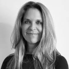 Debra Stauber's Instagram, Twitter & Facebook