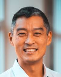 Sara Fleischer's Instagram, Twitter & Facebook