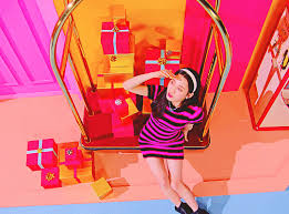 Sangah, chowon, nayoung, hina, juhyeon, yujeong, huiyeon, and jian.they are set to debut on june 10th, 2021 with the single 'vanilla' Eibic5zknwq6pm