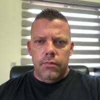 300+ perfiles de «Cory»