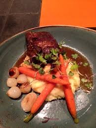 The basis is a combination of sautéed onion and garlic. Braised Short Ribs Picture Of Gordon Ramsay Pub Grill Las Vegas Tripadvisor