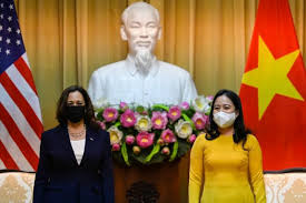 Vietnamese vice president võ thị ánh xuân (right) hosted a welcoming reception for us counterpart kamala harris. Csgrov0cqwemgm