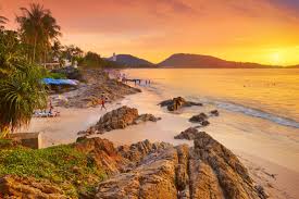 Um auf die wunderschöne insel zu gelangen müsst ihr noch einen weiteren transport in kauf nehmen. Beste Reisezeit Thailand Klima Wetter Regenzeit Infos Und Reise Tipps