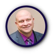 Darrin Ford's Instagram, Twitter & Facebook