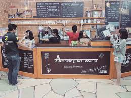 Tahukah anda bahwa selain di bandung wisata bertema seperti amazing art world ternyata sudah ada di beberapa salah satu hal yang bisa anda jumpai saat berkunjung ke amazing art world yang ada di bandung ini adalah museum lukisan 3d terbesar. Amazing Art World 3 Dimensi Destinasi Liburan Baru Di Bandung By Pergi Com Pergi Com Medium