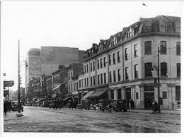Jul 07, 2021 · dundas street is one of the oldest streets in london, ont., and runs from downtown to the east end of the city. Dundas Street Looking West From Wellington Street London Ontario Ivey Family London Room Digital Collections
