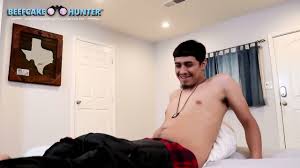 BeefCake Hunter Midnight Encounter With Ivan - EPORNER