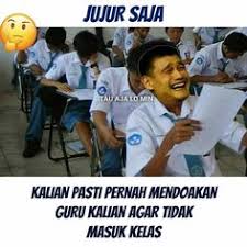 Asyik bersin bukan ingus yang keluar tapi kambing sumber : 900 Ide Lucu Lucu Cartoon Jokes Wajah Meme