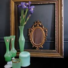 Paremente Mignon Petit Miroir Vintage En Resine Doree Adopte Grand Vase Vert Opaline Pied Blanc Adopte 2 Vase Vase Crafts Diy Vase Crystal Vase Decor