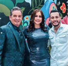 VIDEO. Arelys Henao llegó al funeral de Darío Gómez en Medellín | Minuto30