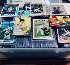 Baseball card lot 10 result(s) #cs91904562 this item is currently unavailable. Vintage Old New Everything In Between Baseball Card Lot Unsorted Un Searched Boxes Of Approx 350 Cards You Ar Baseball Cards Vintage Baseball Baseball