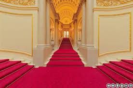 Buckingham palace has served as the official london residence of the uk's sovereigns since 1837 and today is the administrative headquarters of the monarch. 31 Very Beautiful Inside Pictures Of The Buckingham Palace London