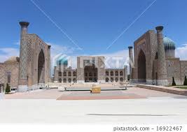 撒馬爾罕的景點Registan Plaza Uzbekistan-照片素材（圖片） [16922467] - PIXTA圖庫