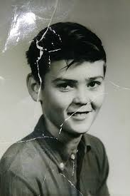 After downloding 16 years old kid his own picture….