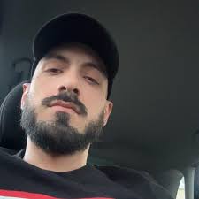 🚨 Sophie Rain, la star n°1 d'OnlyF*ns avec plus de 16 millions d'abonnés,  a annoncé qu'elle reverserait l'intégralité de ses revenus du 30 septembre  à l'association caritative américaine "Feeding America", qui aide