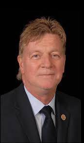 Shawn Stidham's Instagram, Twitter & Facebook