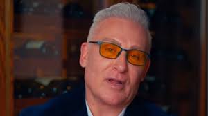 Diego Suárez, experto en longevidad: “Deja de comer mango, plátano o uvas, están acelerando tu envejecimiento”