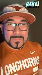 Horns with the W!!! \m/ 🏈🔥 #longhorns #texas #hookem #football  #burntorange #happy