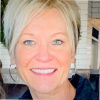 Lori Sandbach's Instagram, Twitter & Facebook