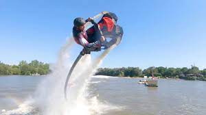 You start as a small fly and level up as you eat more food. Zapata Flyride Flyboard Youtube