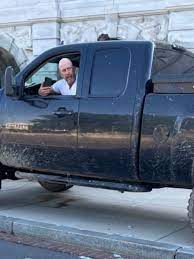 12 hours ago · floyd ray roseberry of north carolina surrendered to authorities thursday about five hours after he drove a truck onto the sidewalk outside of the library of congress and launched a standoff with. Fygstwlprzormm
