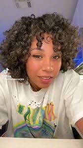 Alisa Barber's Instagram, Twitter & Facebook