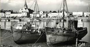 Cpsm France 85 Saint Gilles Croix De Vie Bateau De Peche Bateaux De Peche Bateau Vendee