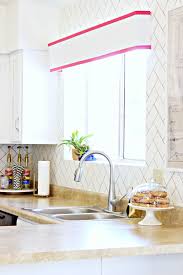 kitchen backsplash idea