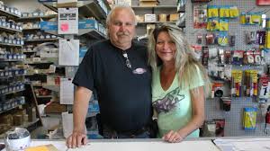 Drifts and Waves owners preparing for month-end closure after 25 years