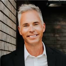 Kristopher Stuart's Instagram, Twitter & Facebook