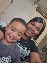 Please don't move around without giving him some love! 🥹