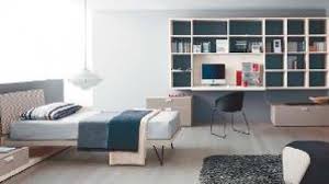 Dal bagno alla camera da letto, dal corridoio alla cucina senza dimenticare ambienti come il salotto o gli studi. Nuovi Spazi Per Le Librerie In Camera Da Letto E In Bagno Giornale Di Sicilia