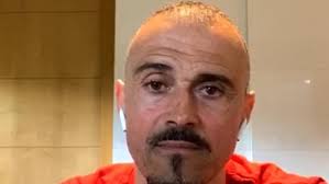 See a detailed luis enrique timeline, with an inside look at his albums, awards & more through the ciclos is the seventeenth studio album by nicaraguan recording artist luis enrique, released by top. Luis Enrique I See A Regrettable Attitude From All The Politicians Archyde