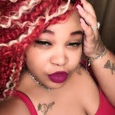 Danielle Benkert's Instagram, Twitter & Facebook