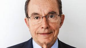 Rafael Llamas's Instagram, Twitter & Facebook